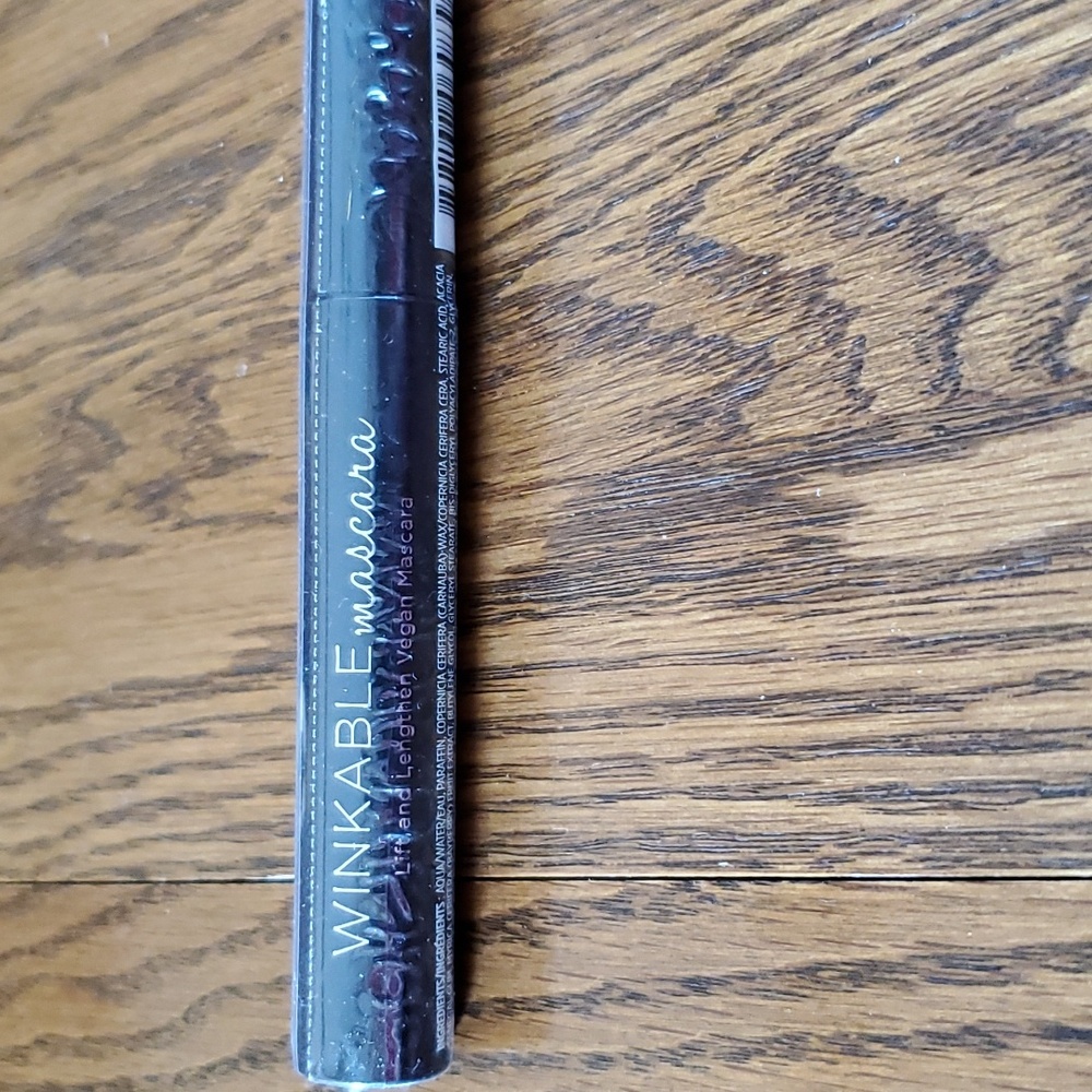 Makeup Bundle - Picture 4 of 5